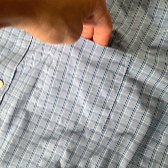 UNTUCKit X-Large Slim Fit Nylon Blue Button Down Shirt stretching plaid casual - Picture 11 of 12